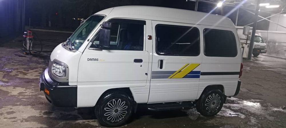 Avtomoshyna damas 2025