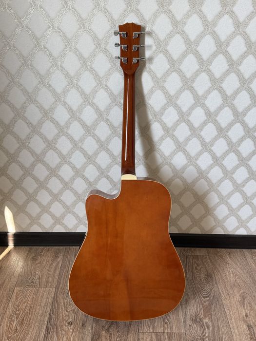 Adagio гитара сатылады. Өте жақсы қалыпта.Бағасын келісеміз.