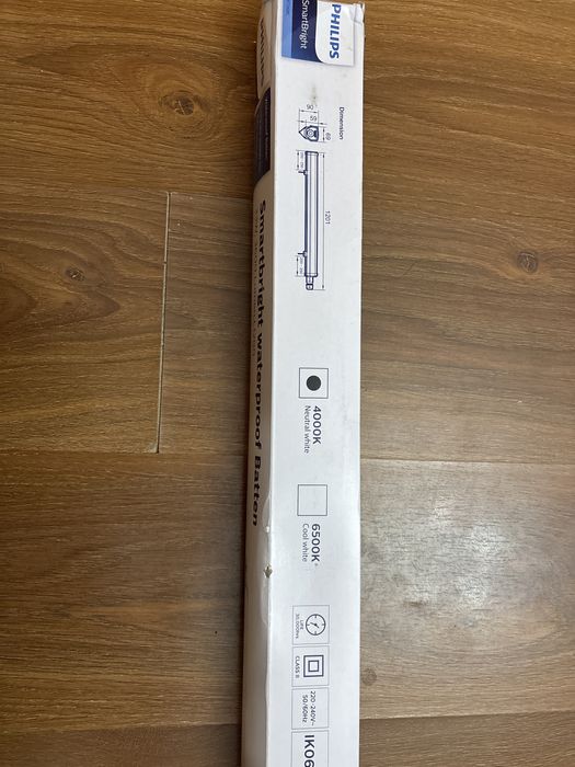 Потолочные светильники philips