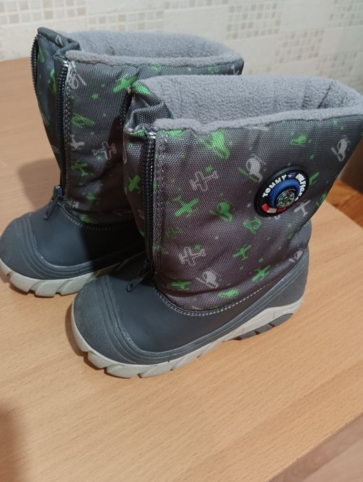Зимняя детская обувь
