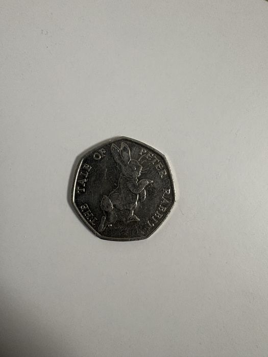 Moneda 50 pence “The Tale Of Peter Rabbit”