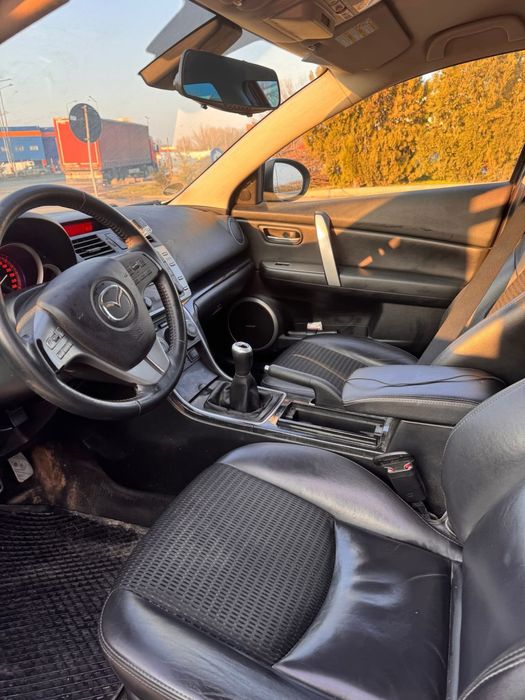 Vand Mazda 6 ,2.2 - 2010