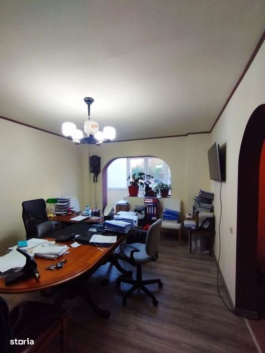 Se Vinde Apartament 3 Camere Spatios Si Renovat In Zona Piata Rahova