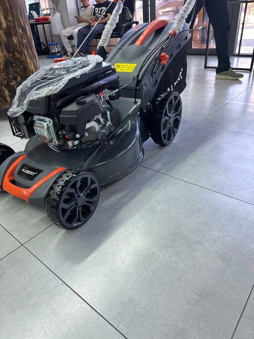 Albert газонокосилка самоходная 51 см/gazonakasila 51sm