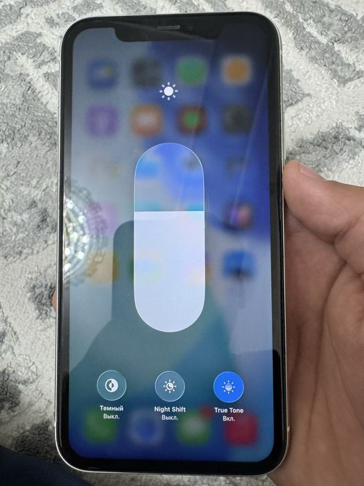 Iphone 11 в хорошем состоянии