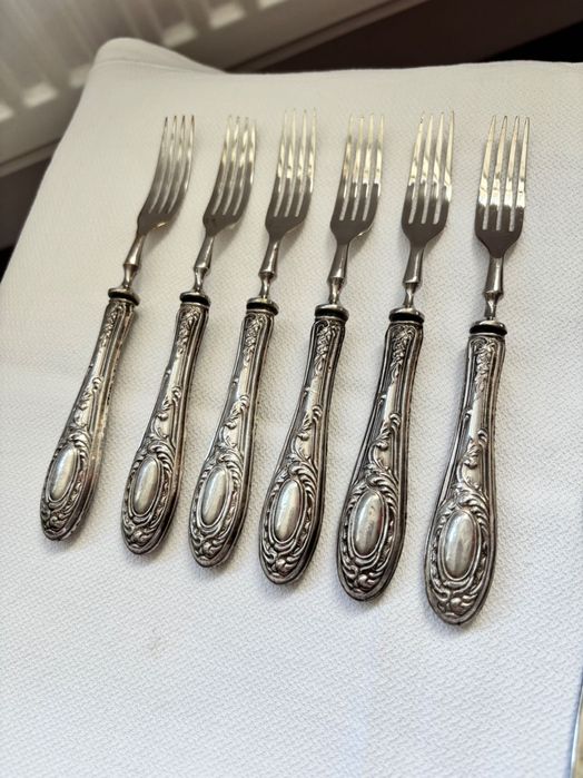 Tacamuri argint furculite si cutite