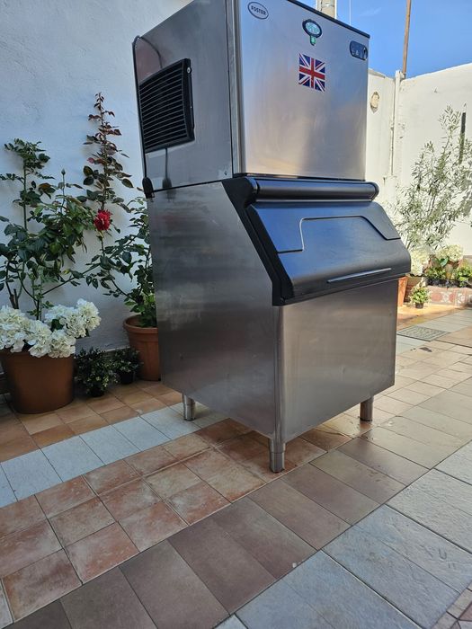 Mașină de facut cuburi de gheată marca Foster