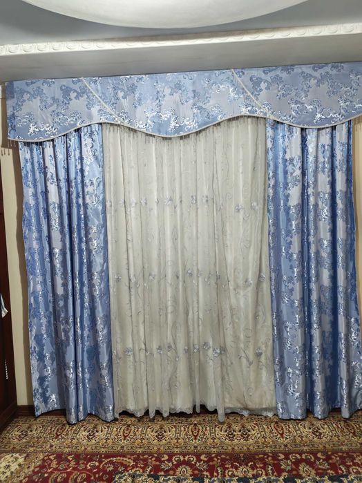Продам тюл, занавески, защитник и карниз! Длина карниза: 2м, 80см.