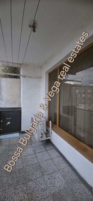 Продава се Тристаен апартамент в Горна Оряховица - 80 кв.м за 1188 €/кв.м - Снимка #11