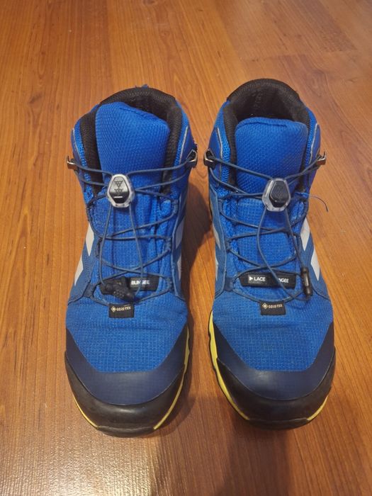 Обувки Adidas Terrex