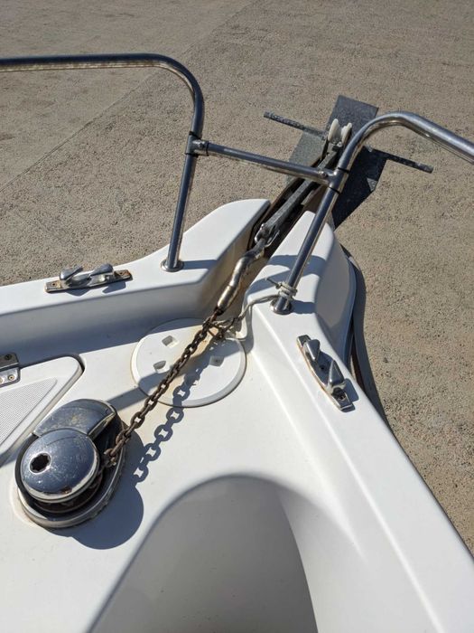 Лодка Arvor 230AS