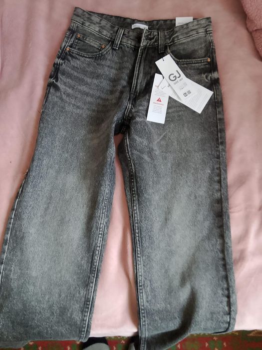 Джинсы новые не ношеные