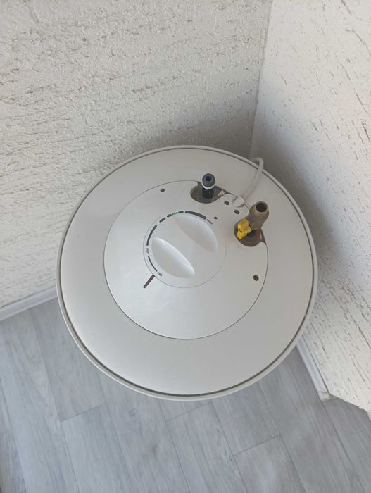 Водонагреватель Electrolux