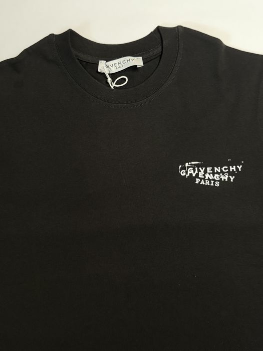Тениска Givenchy