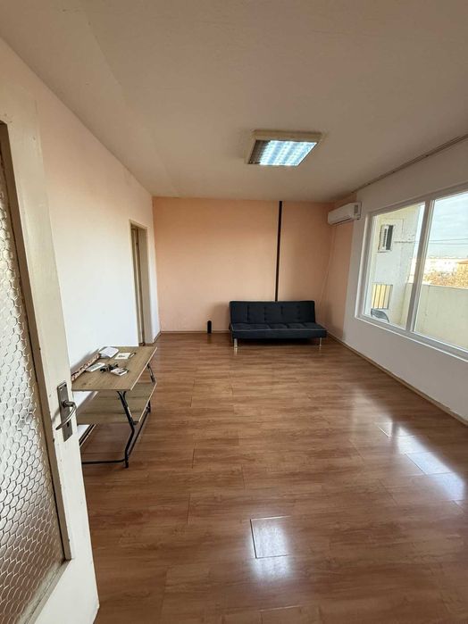 Продава се Тристаен апартамент в Пловдив, Кючук Париж - 80 кв.м за 765 €/кв.м - Снимка #12