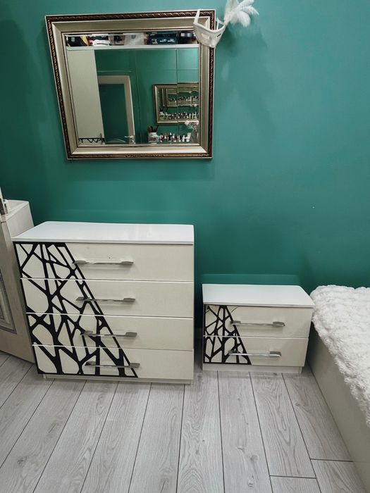 Спальный гарнитур в отличном состоянии