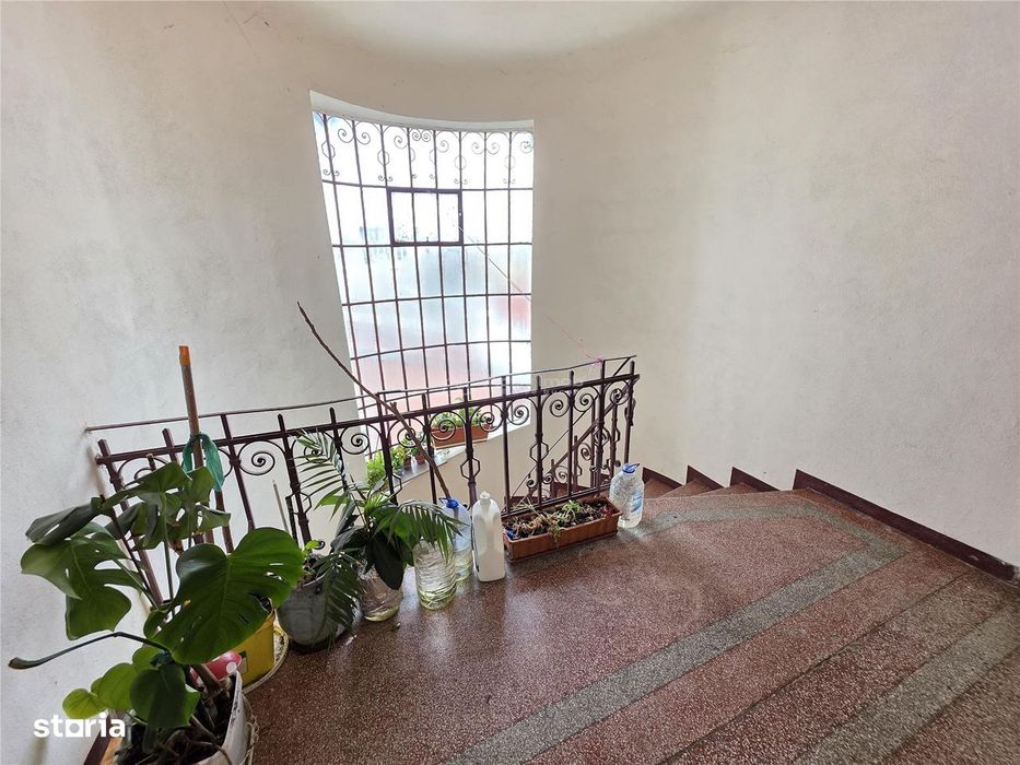 2 camere - centrala termica - et 3 + mansarda - Vasile Lucaciu