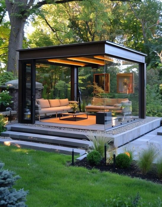 Беседки и веранда. На заказ в любом сложности.