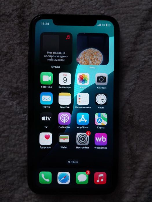 Продам айфон 11 64 гб