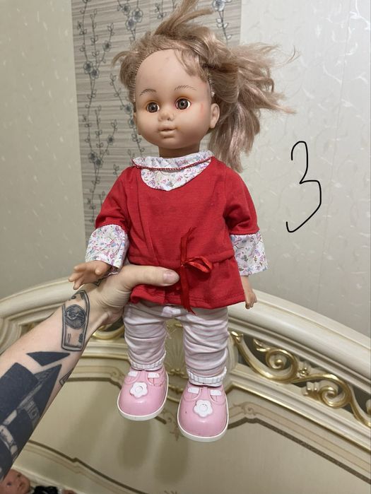 Продам кукол срочно