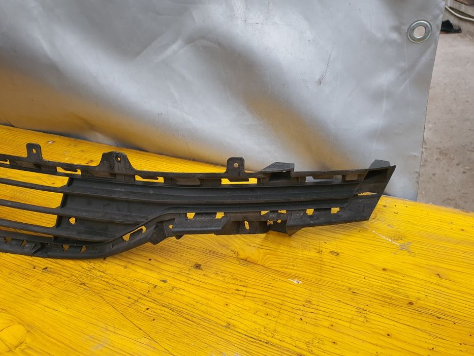 Грил решетка броня опел корса д  Opel Corsa D