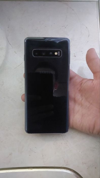 Samsung s 10 holati tiniq