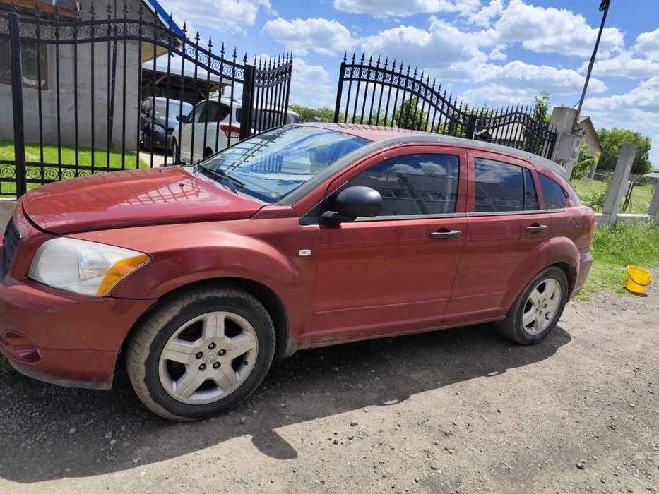 Vând Dodge caliber 1500e neg