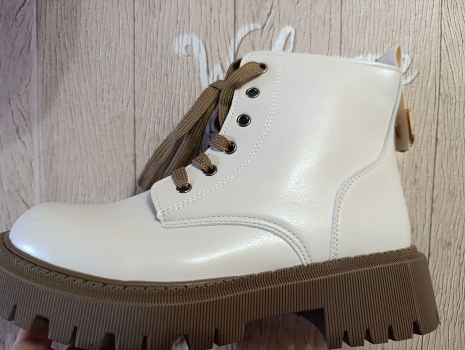 Осенние ботинки новые