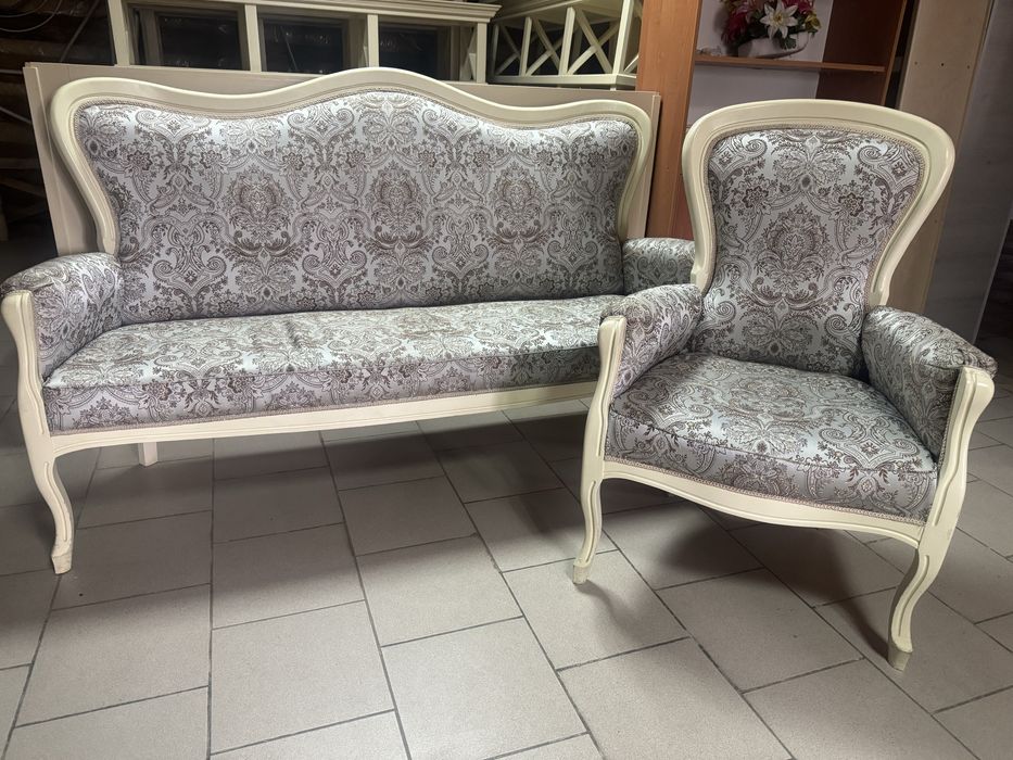 Продам мебель из ресторана