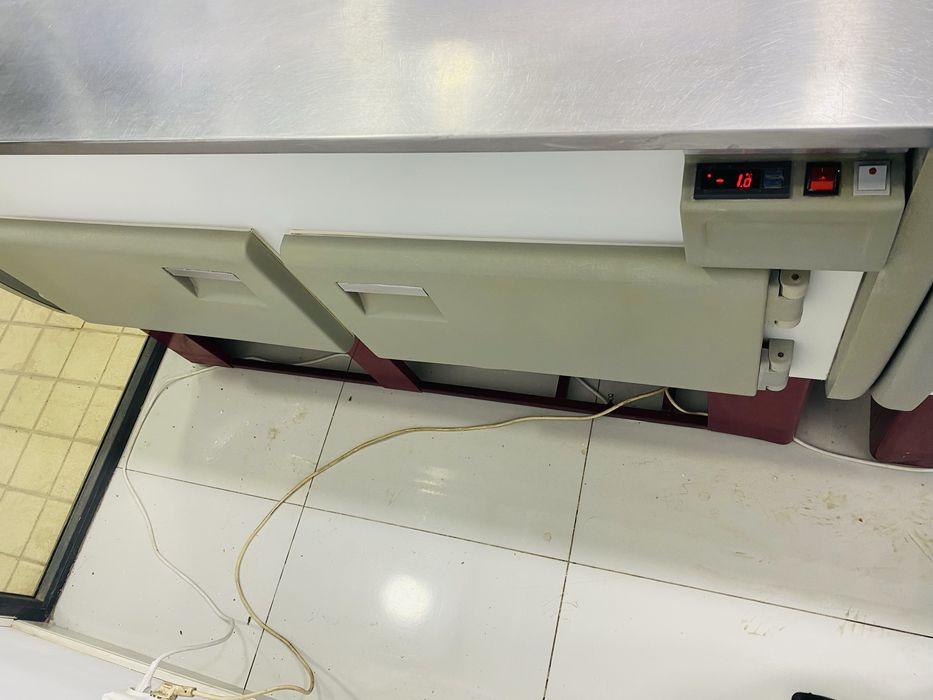 Криспа витринное холодилники 2021 абсолютно НОВЫЙ!!!