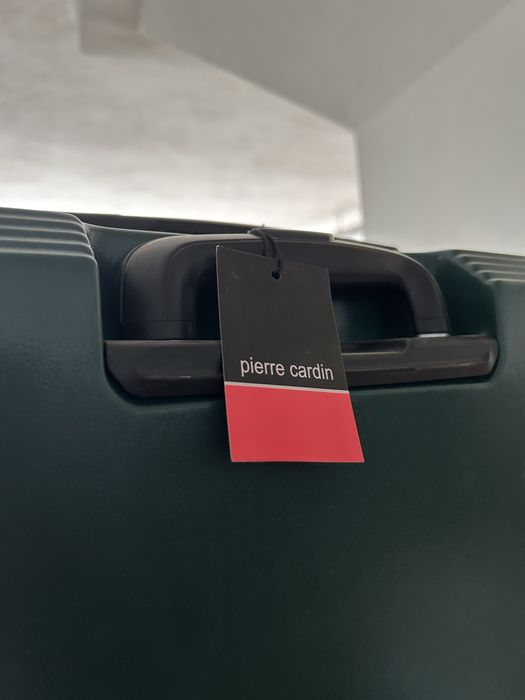 Комплект куфари Pierre Cardin