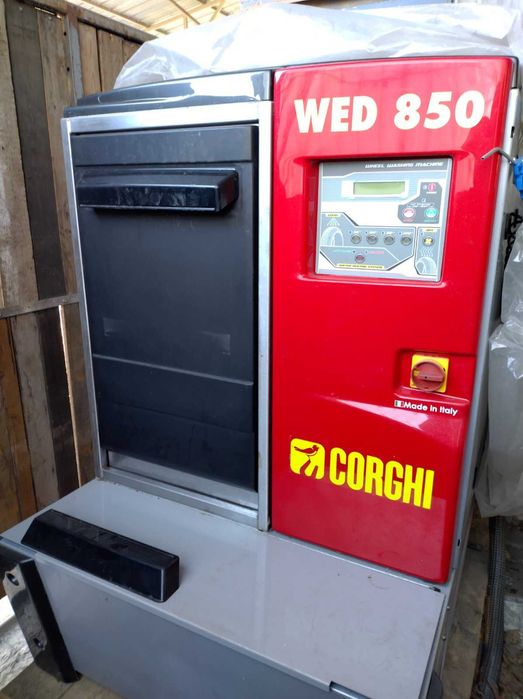 CORGHI- WED850 машина за измиване на автомобилни колела