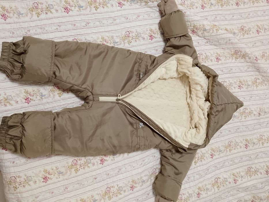 Продам растущии комбенизон