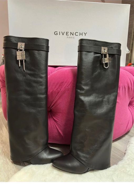 Дамски ботуши Givenchy