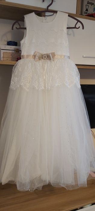 Официална шаферска рокля