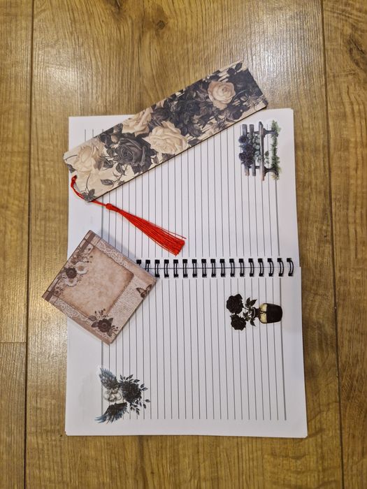 Ръчно декорирани тефтери с книгоразделители