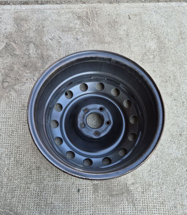 O jantă Citroën Jumper R16C - 7Jx16H2 ET42 distanța 5x108