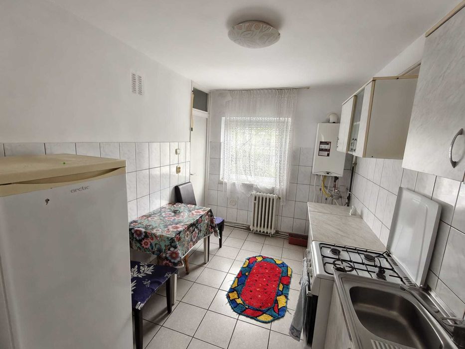 Apartament 2 camere-zona centrala de inchiriat