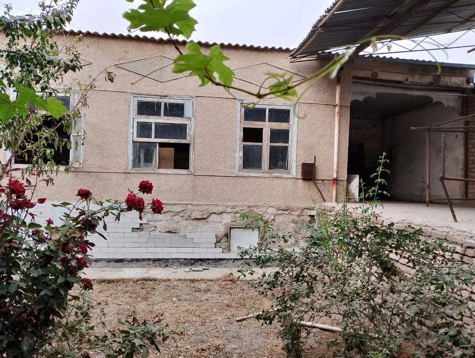 Тех ва хамма кулайликларга эга булган участка сотилади