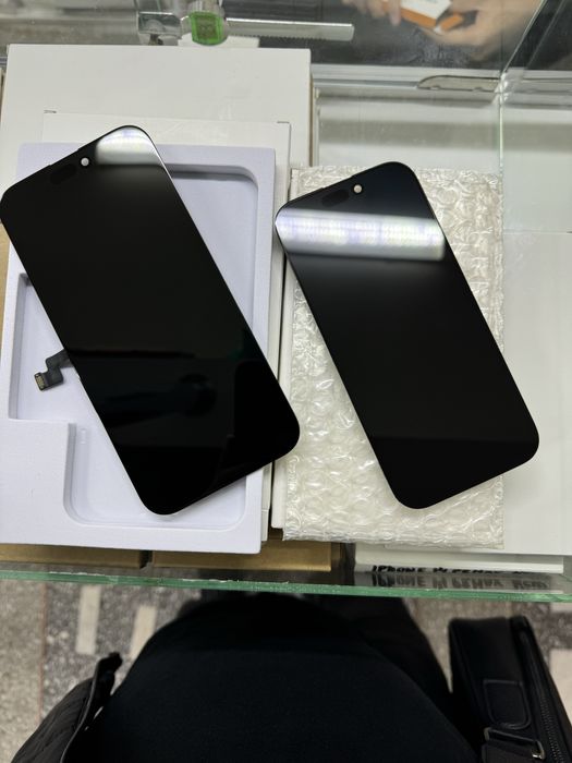 Продам экраны на Iphone