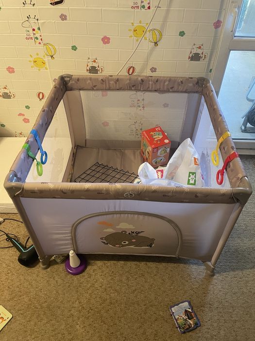 Детска Кошара за игра и спане като нова!