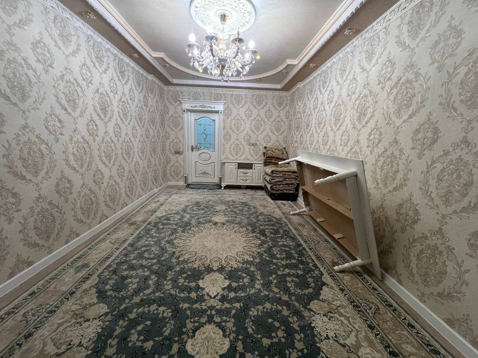 Durujba Qoratosh 3+2 Hona 1 etaj /9  80+80 kv