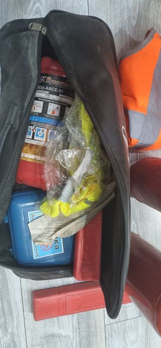 Продам набор автомобелиста