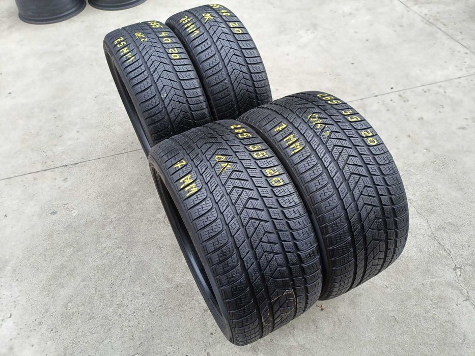 Set 4 anvelope de iarna 255 40 20 cu 285 35 20 pirelli sottozero3