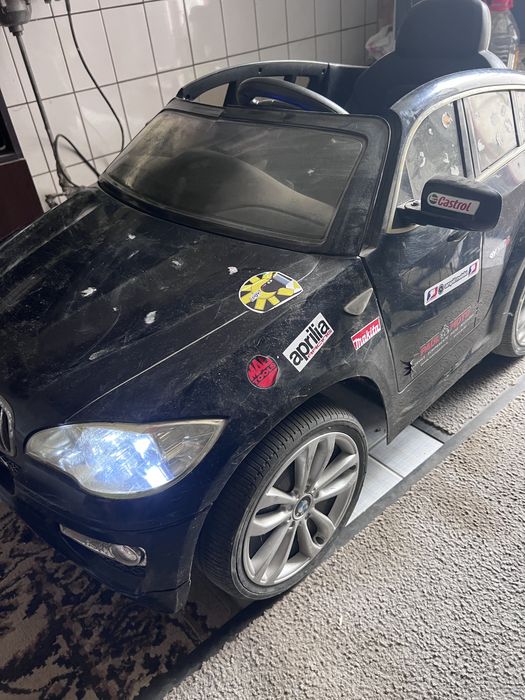 Masinuta bmw x6 copii