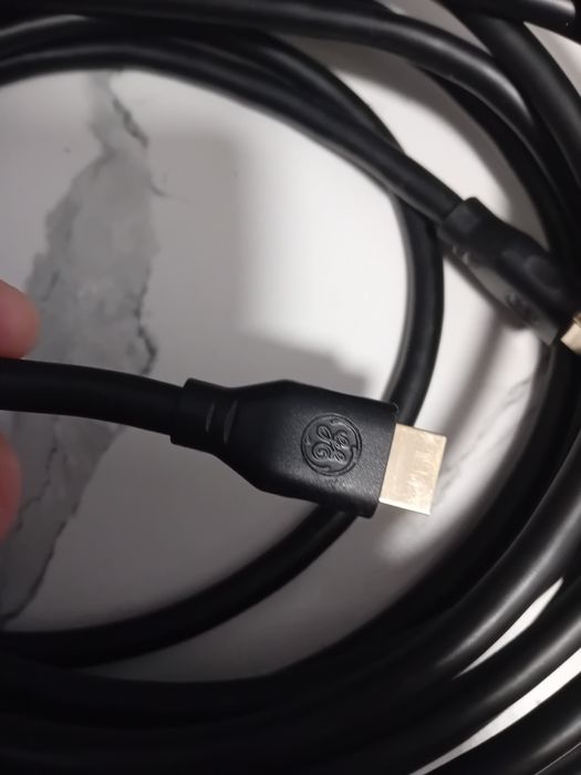 Cablu HDMI 8 m. General Electric. Pret 50 lei fix