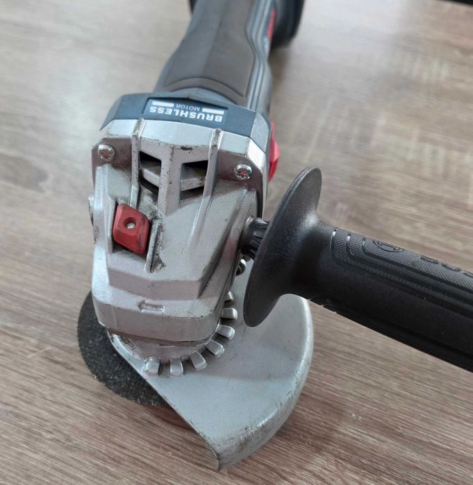 Акумулаторен ъглошлайф Bosch GWS 180-LI