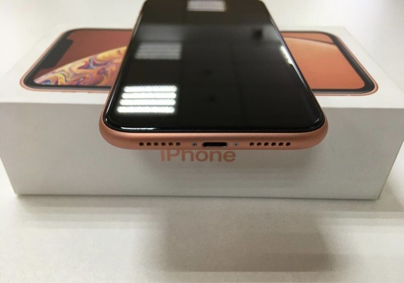 Продамм айфон XR 256 гб