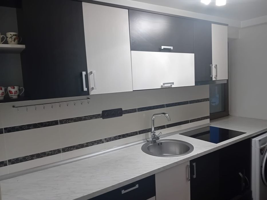 INCHIRIEZ APARTAMENT, tel.  0761208111,modern, chic și ultra-functional, design și confort absolut. Dr Tr.Severin,  vis-a-vis de Liceul Economic.