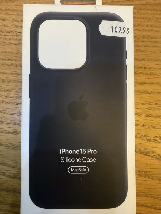 Apple MagSafe зарядно и iPhone 15 Pro case magsafe може по отделно